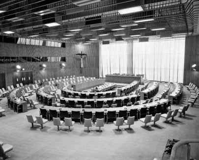 Finn Juhl's Trusteeship Chamber - United Nations Building, New York - Skandium London