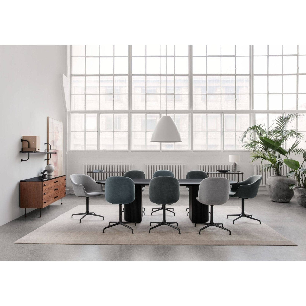 Gubi - Bat Meeting Chair - Skandium London