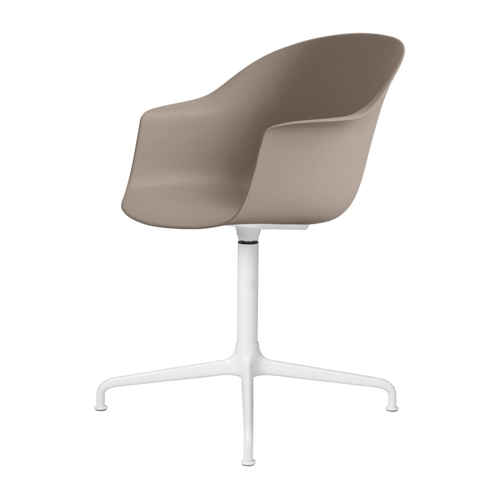 Gubi - Bat Meeting Chair - Skandium London