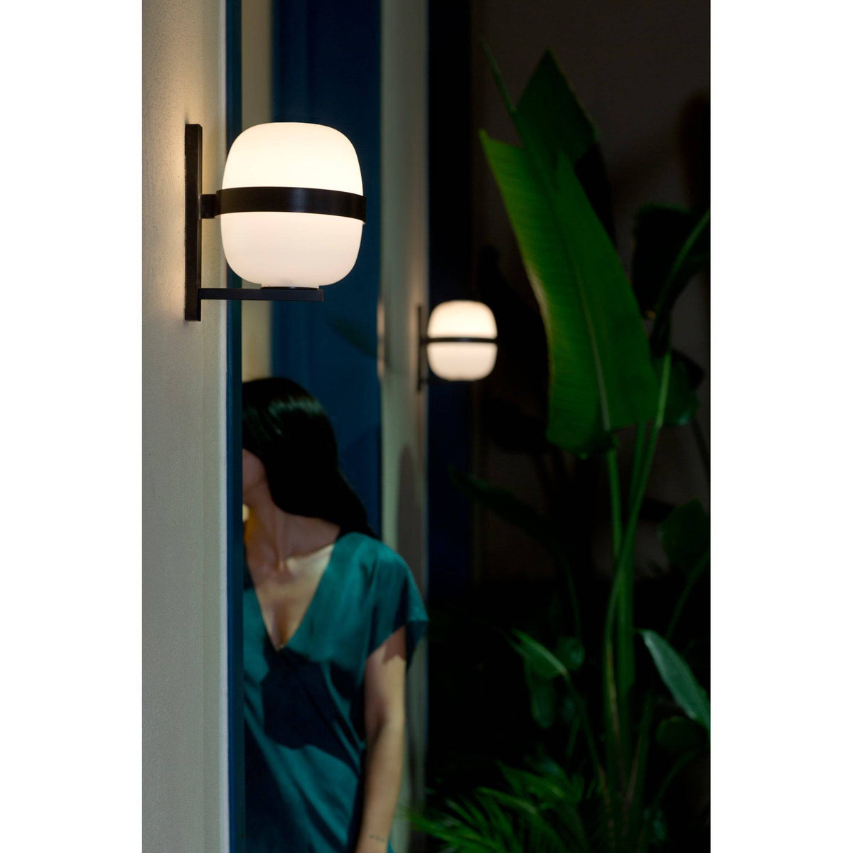 Santa & Cole - Wally Cestita Wall lamp - Skandium London