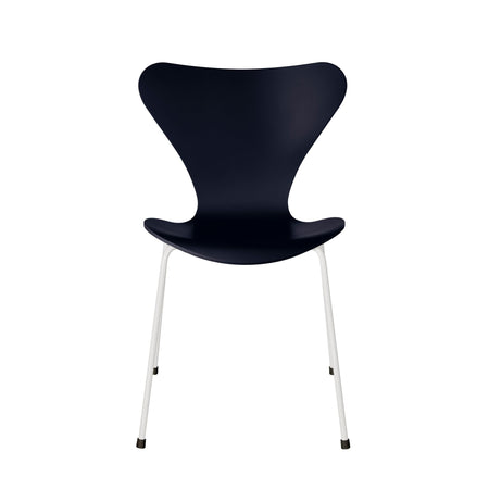 Series 7™ 3107 | Lacquered | Fritz Hansen | Skandium London