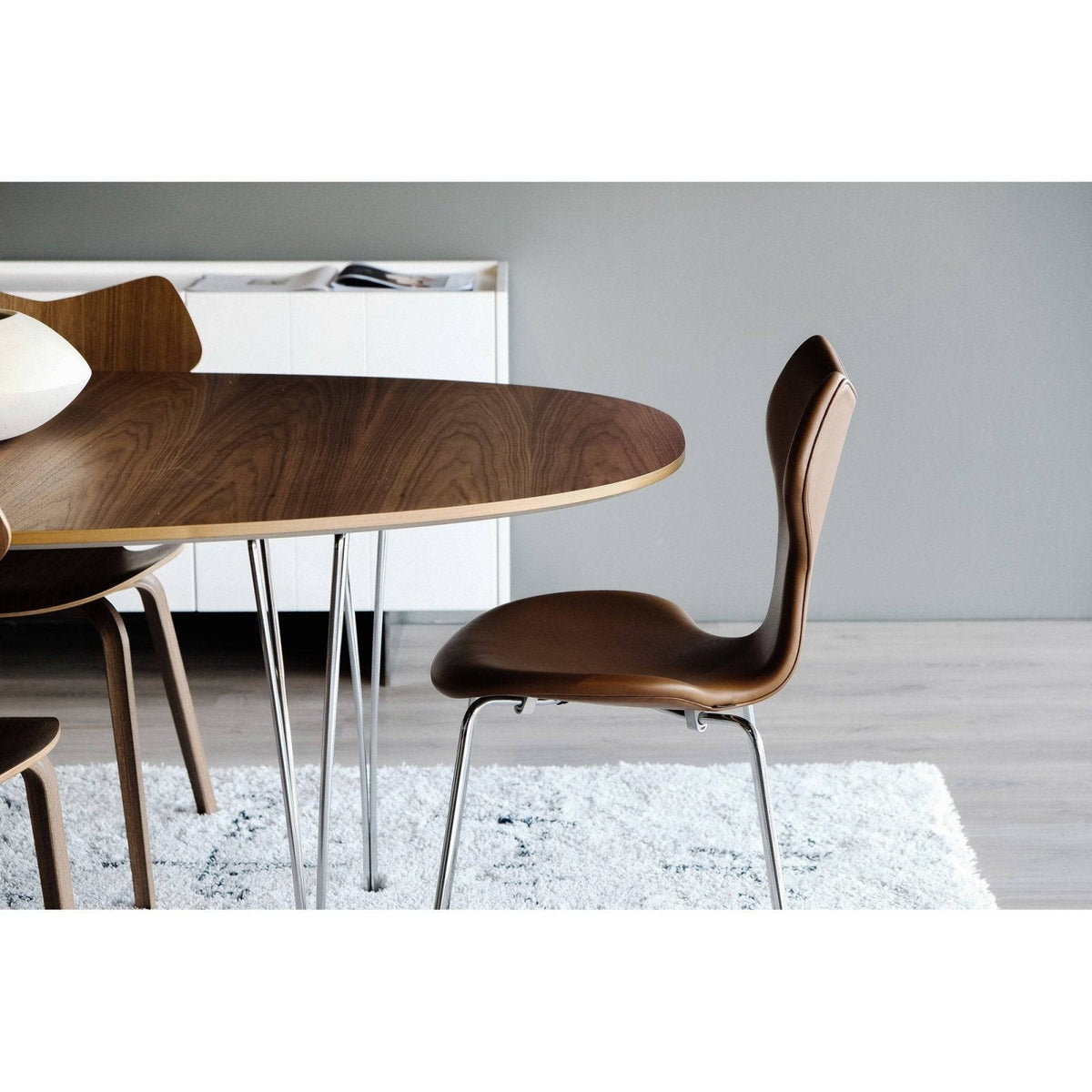 Fritz Hansen - Super-Ellipse™ table - Skandium London