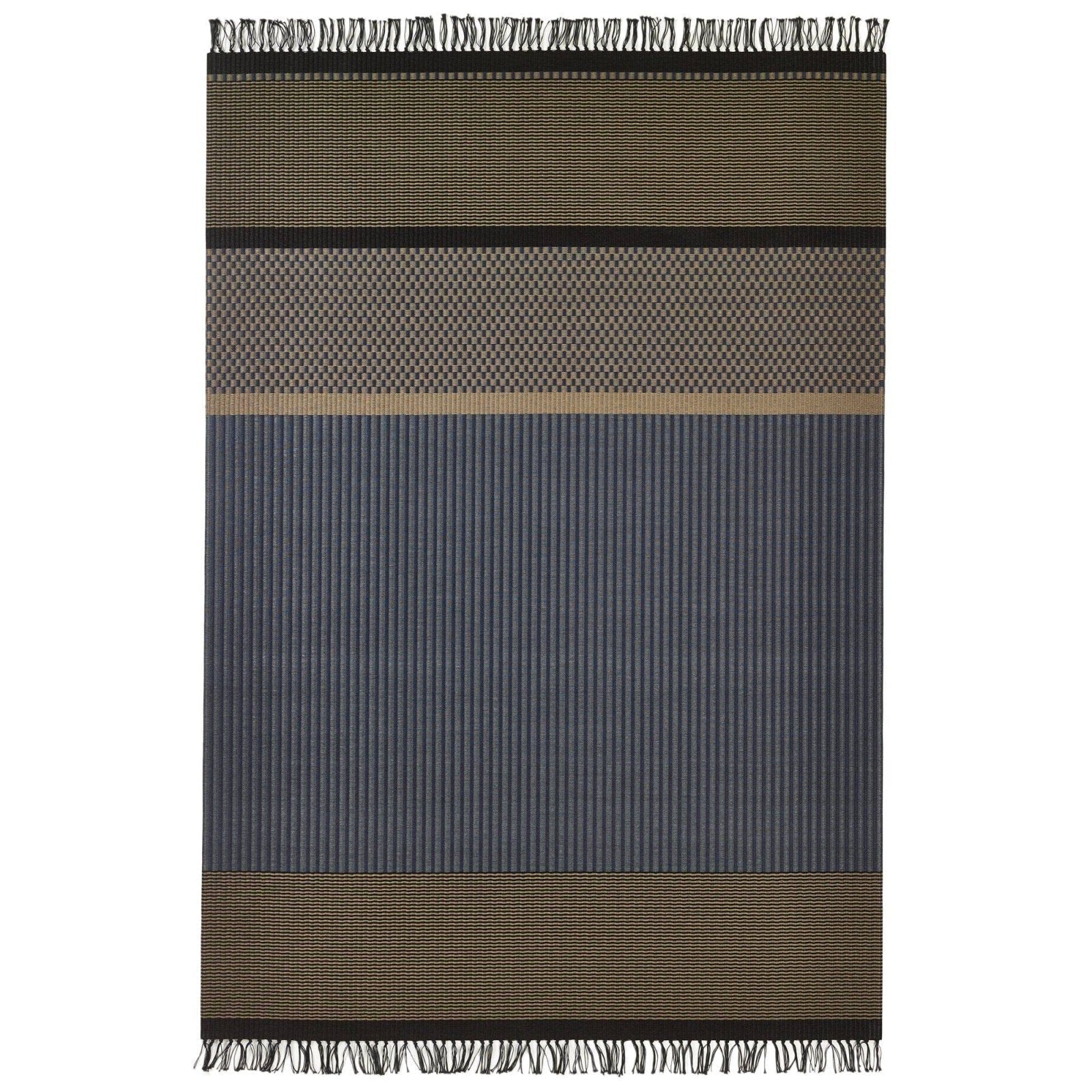 Woodnotes - San Francisco rug, dark blue/nutria, with fringes - Skandium London