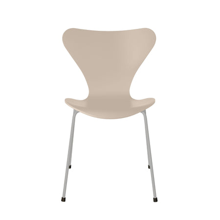 Series 7™ 3107 | Lacquered | Fritz Hansen | Skandium London