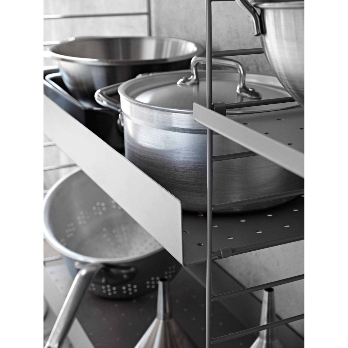 String - Metal Shelf - High & Low Edge - Skandium London