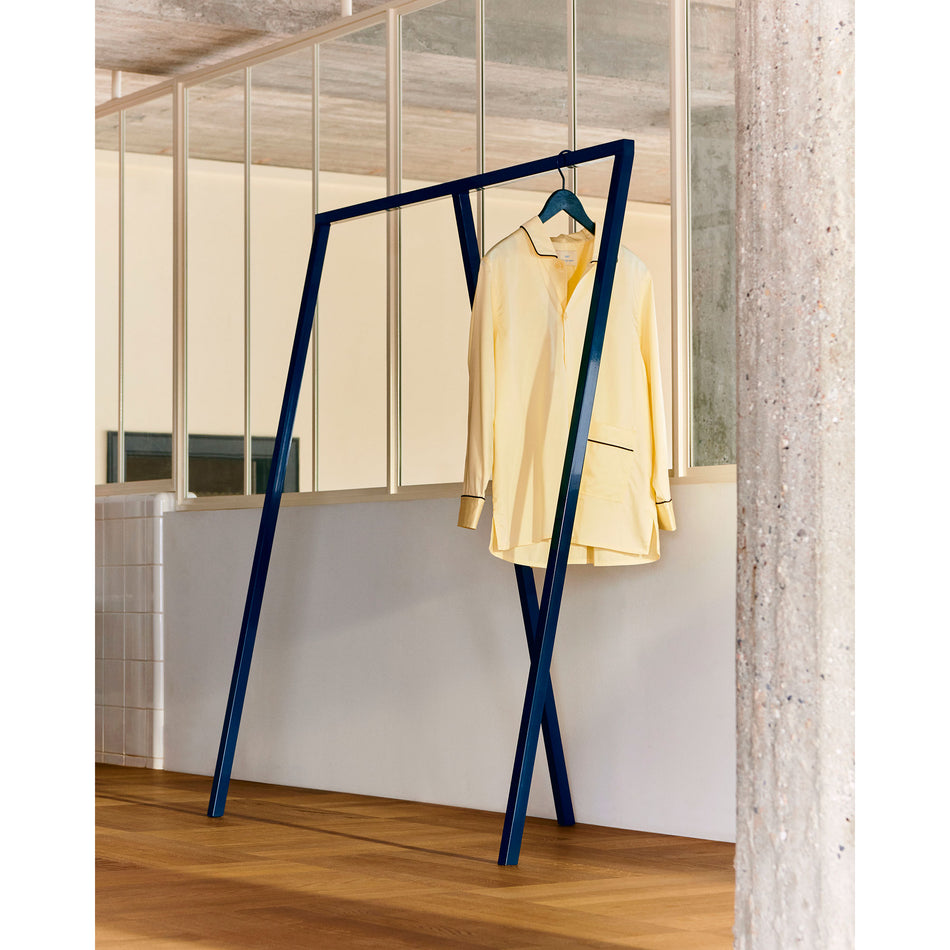 Loop Stand Wardrobe