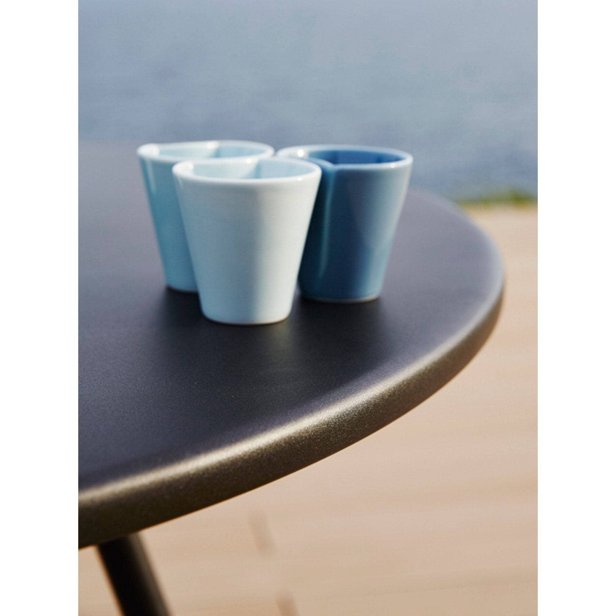 Cane-line - Area Table - Skandium London