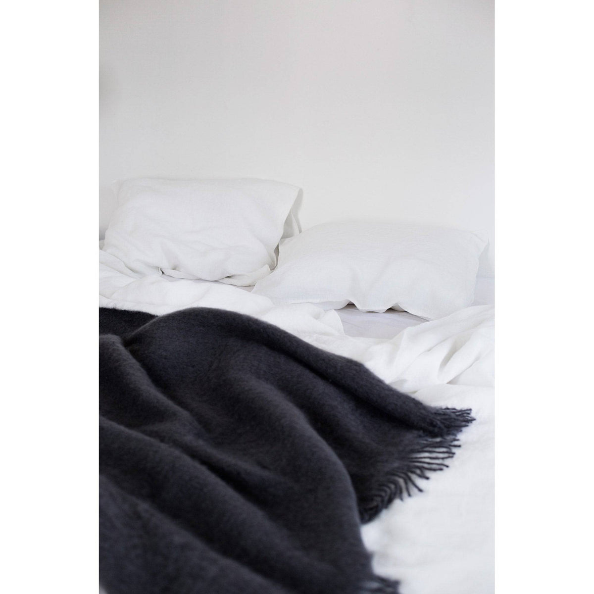 Saaga Uni Mohair Blanket | Lapuan Kankurit | Skandium London