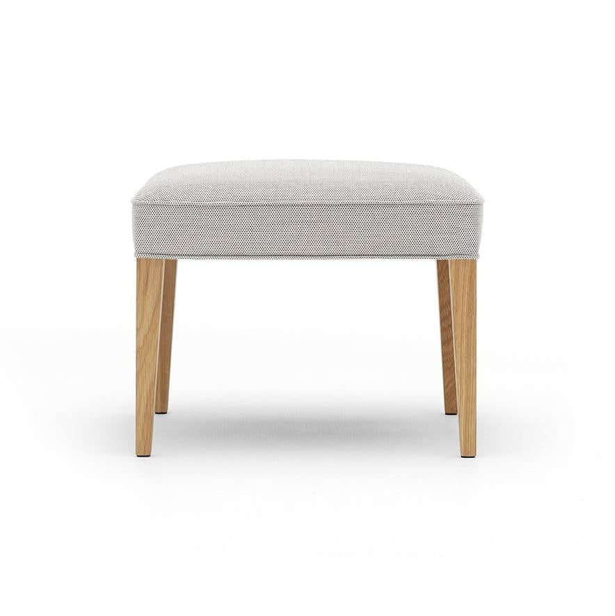 Carl Hansen - FH420 Heritage footstool (Outlet) - Skandium London