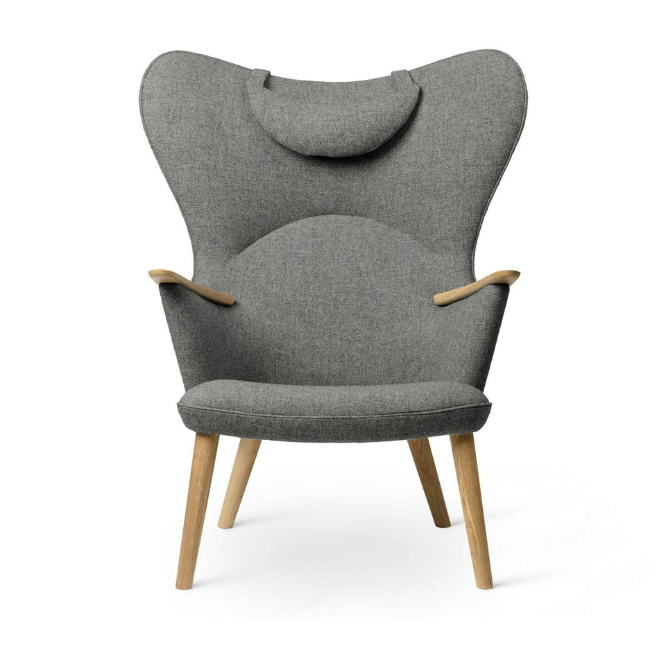 CH78 Mama Bear Lounge Chair with headrest by Carl Hansen | Shop at 