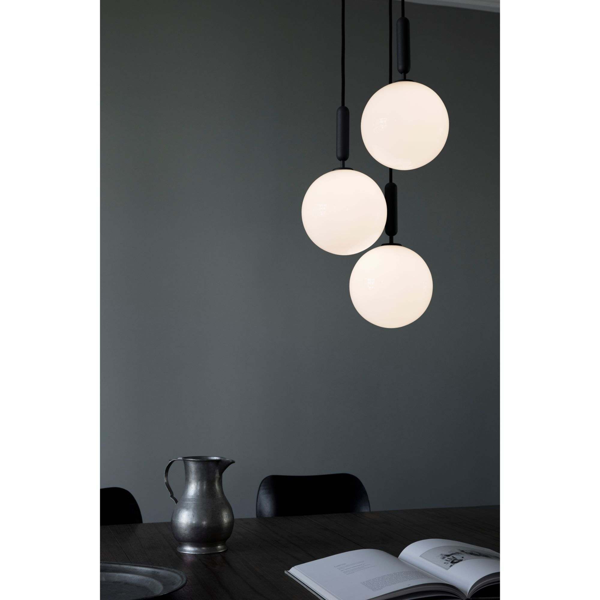 Miira 3 Large Pendant Lamp | Nuura | Skandium London