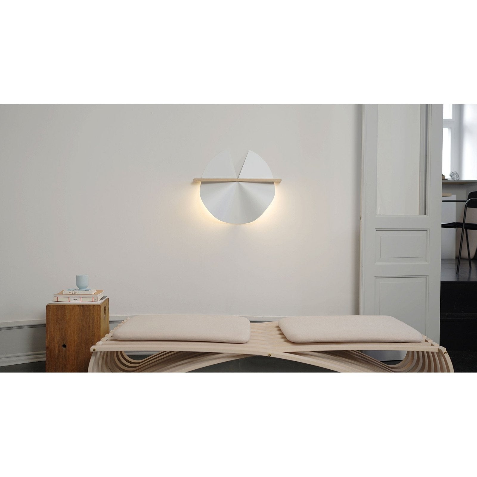 Motarasu - Dawn Wall Lamp - Skandium London