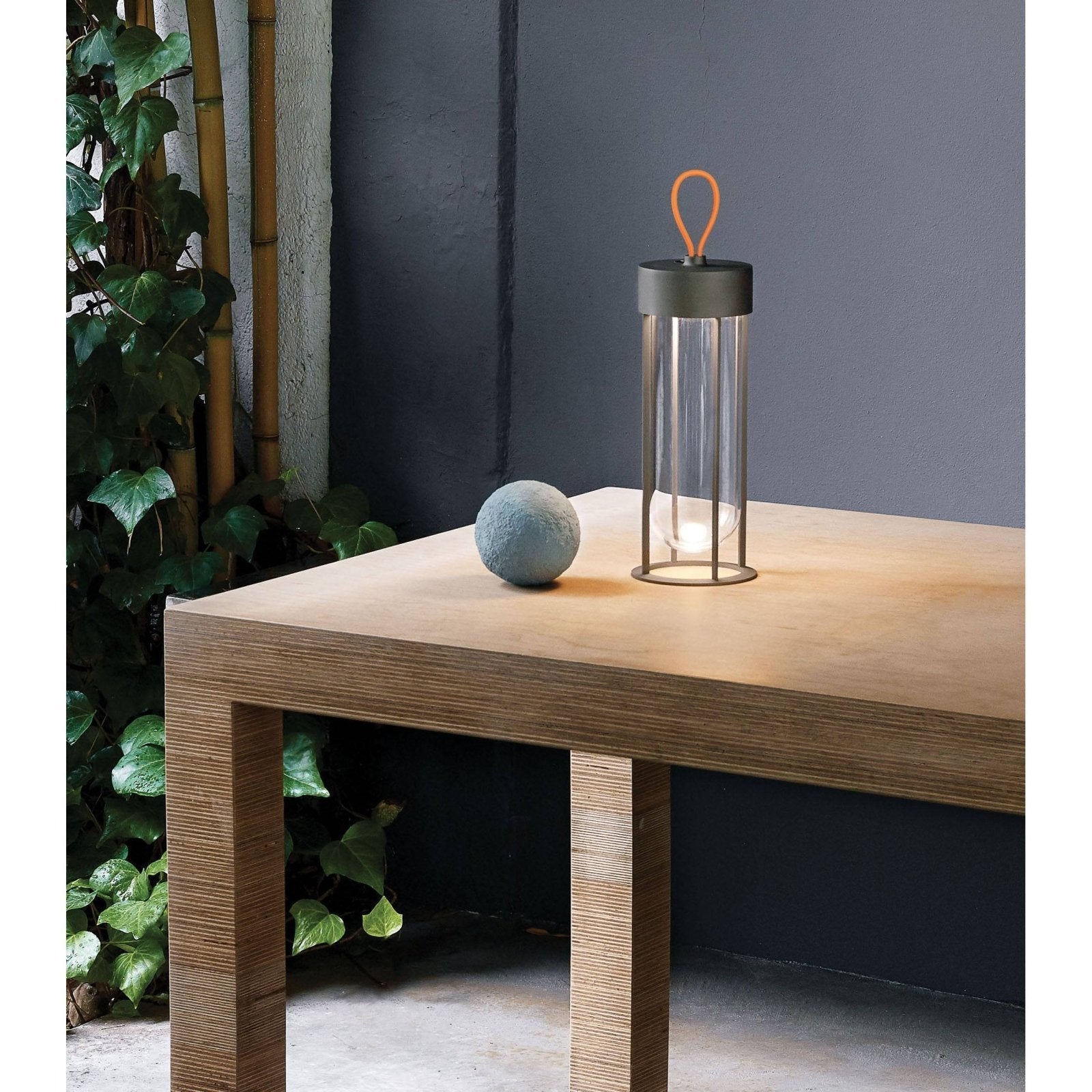 Flos - In Vitro Unplugged table lamp - Skandium London