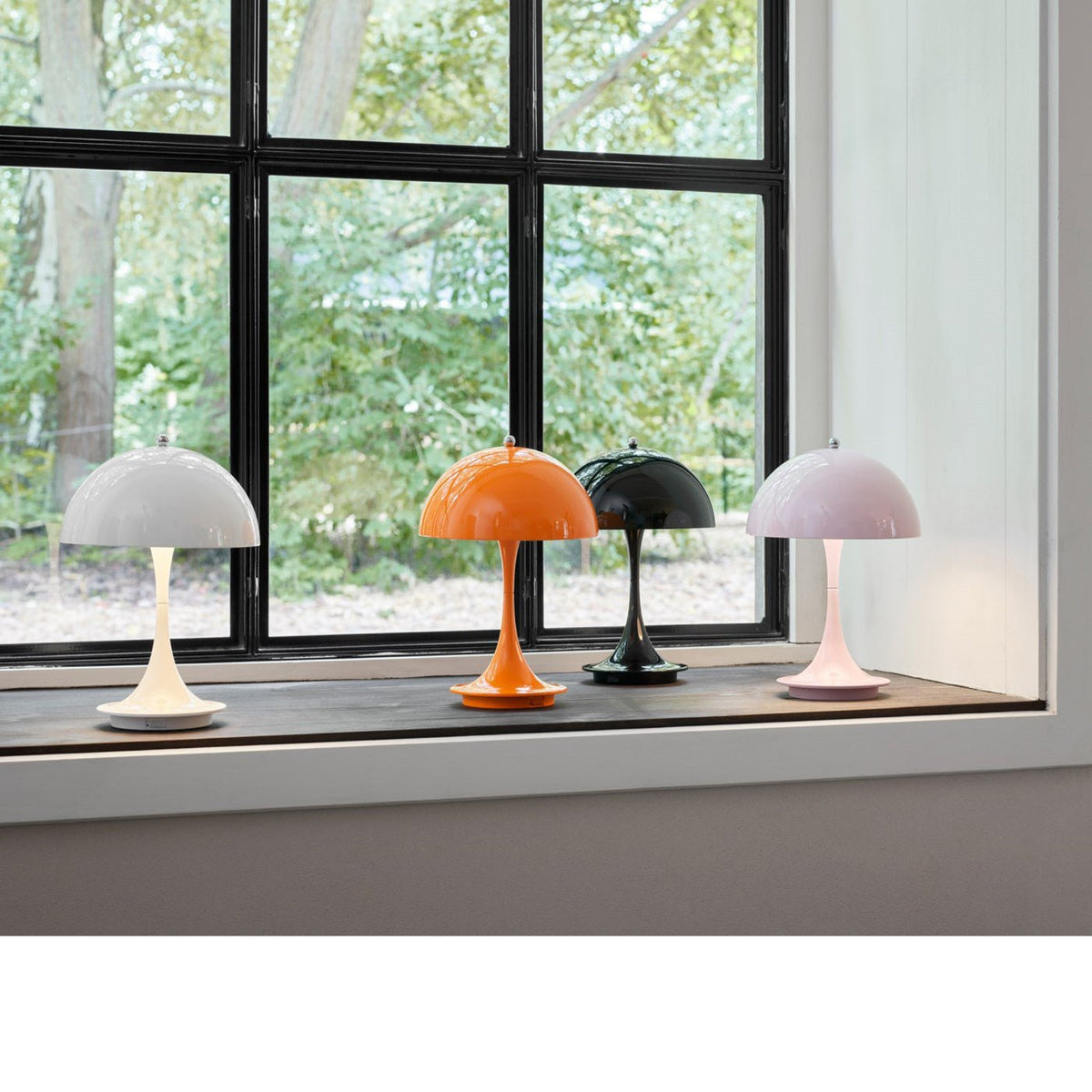 Louis Poulsen - Panthella 160 Portable Lamp - Skandium London