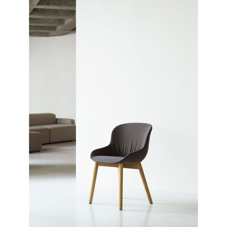 Hyg Comfort Chair Wood - Full Upholstery