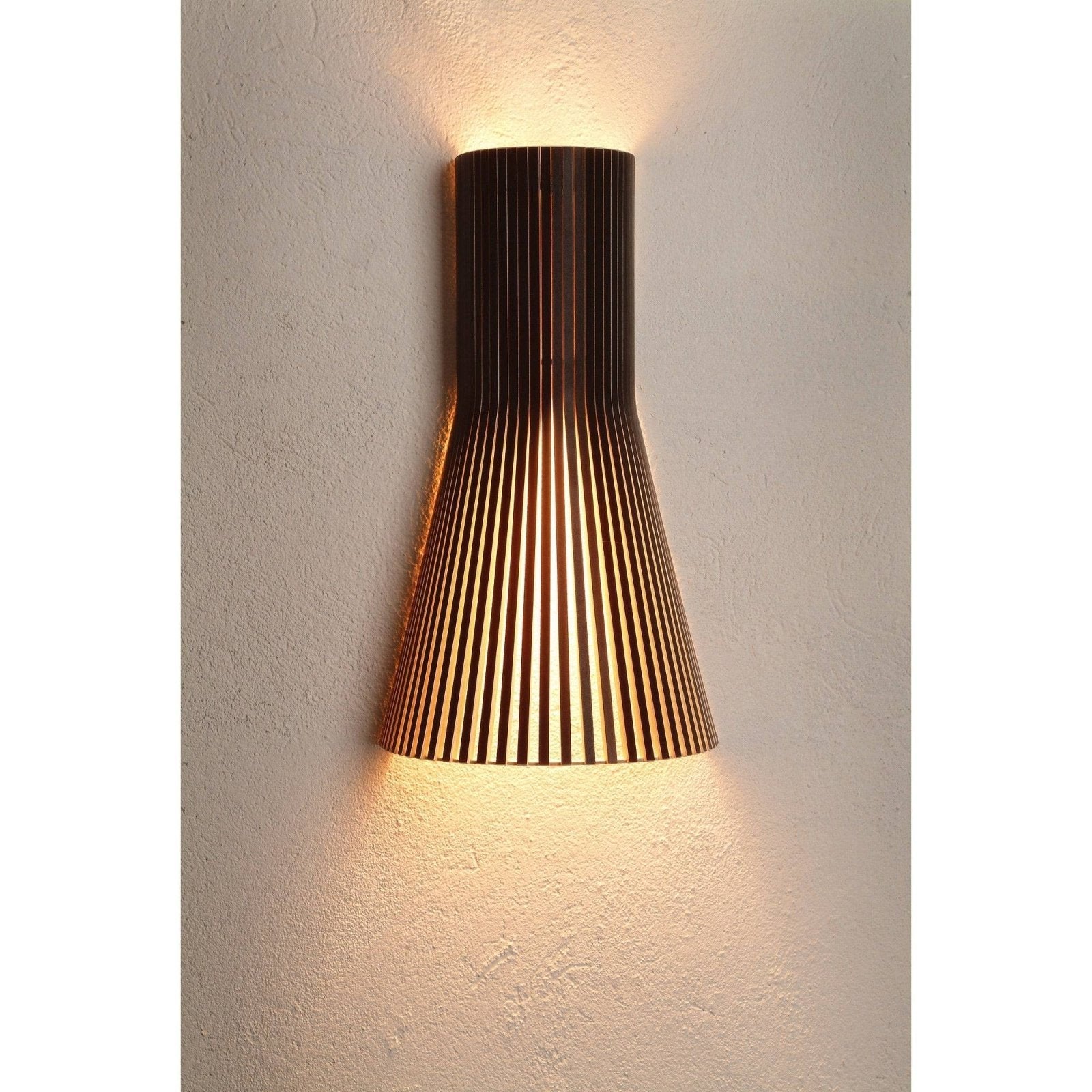 Secto - 4231 wall lamp - Skandium London