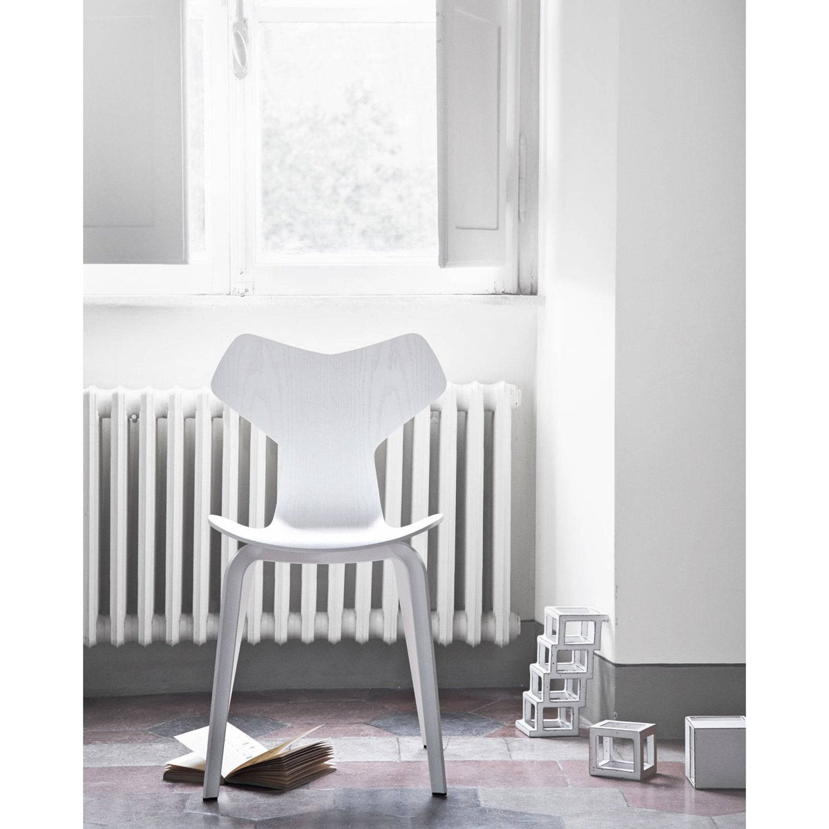 Fritz Hansen - Grand Prix™ chair, wooden legs - Skandium London