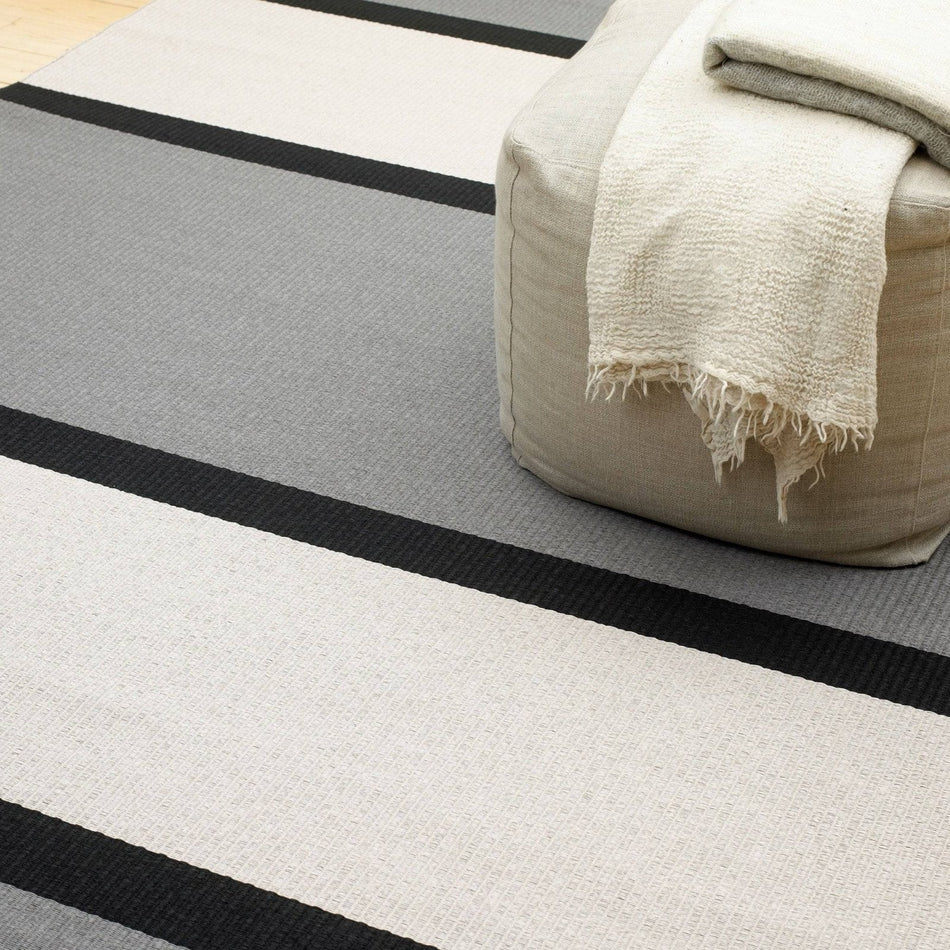 Woodnotes - Bridge rug, grey/stone - Skandium London