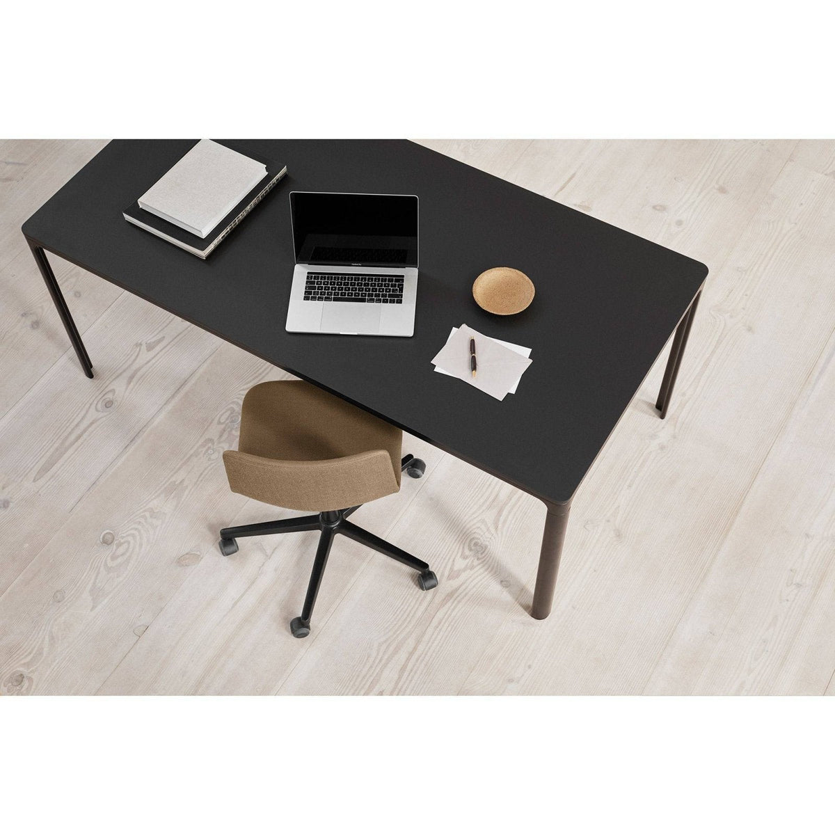 Fredericia - Mesa table - Skandium London