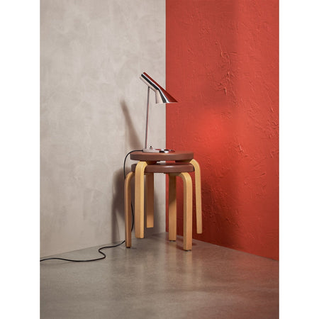 Louis Poulsen - AJ Table Lamp - Skandium London