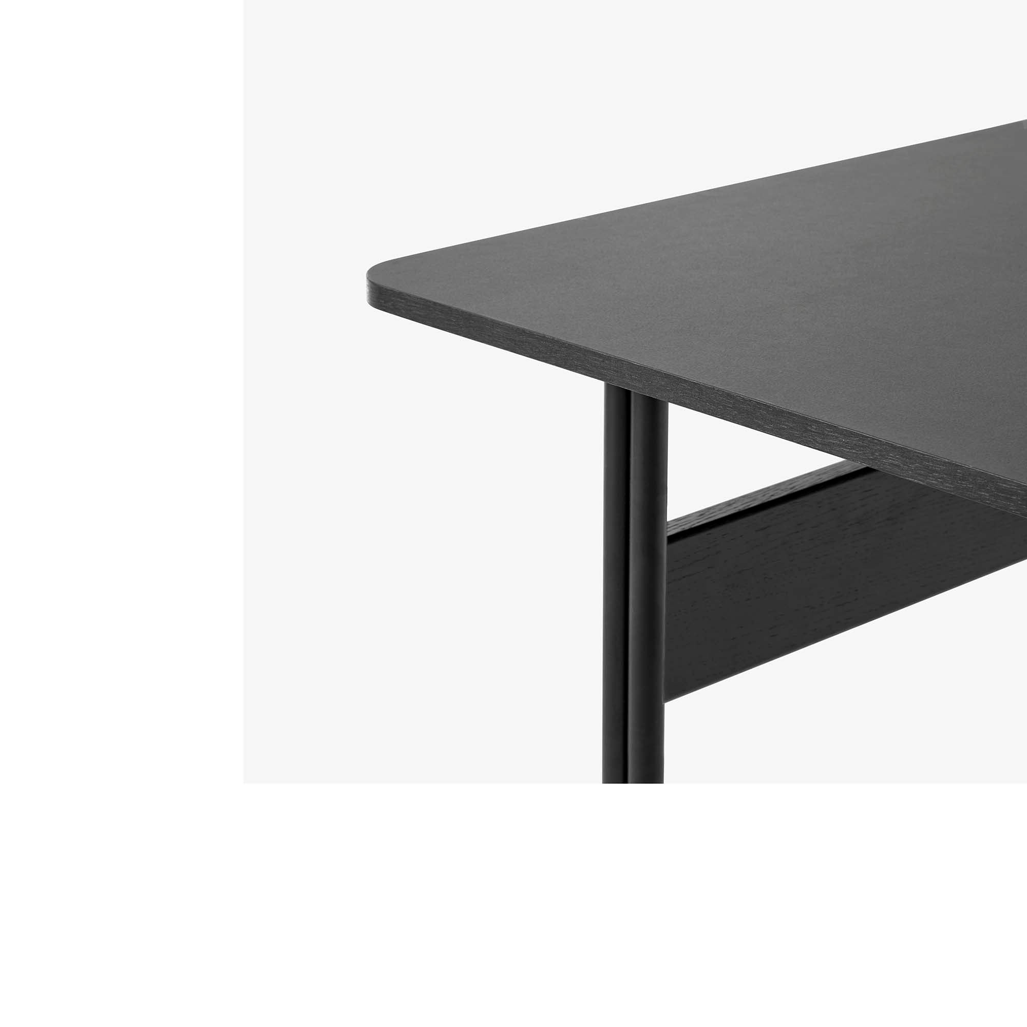 Pavilion Desk AV16 | &Tradition | Skandium London