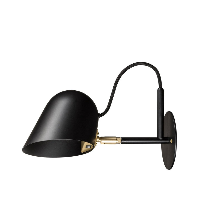 Örsjö Belysning - Streck wall lamp - Hardwired - Skandium London