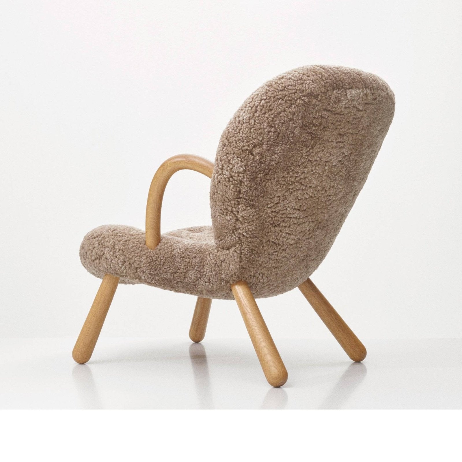 Paustian furniture collection - Arctander Chair with armrests - Sheepskin - Skandium London