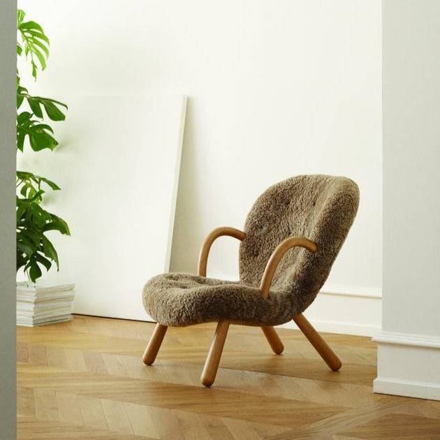 Paustian furniture collection - Arctander Chair with armrests - Sheepskin - Skandium London