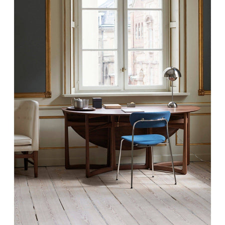 &Tradition - Pavilion Chair AV12 - Skandium London