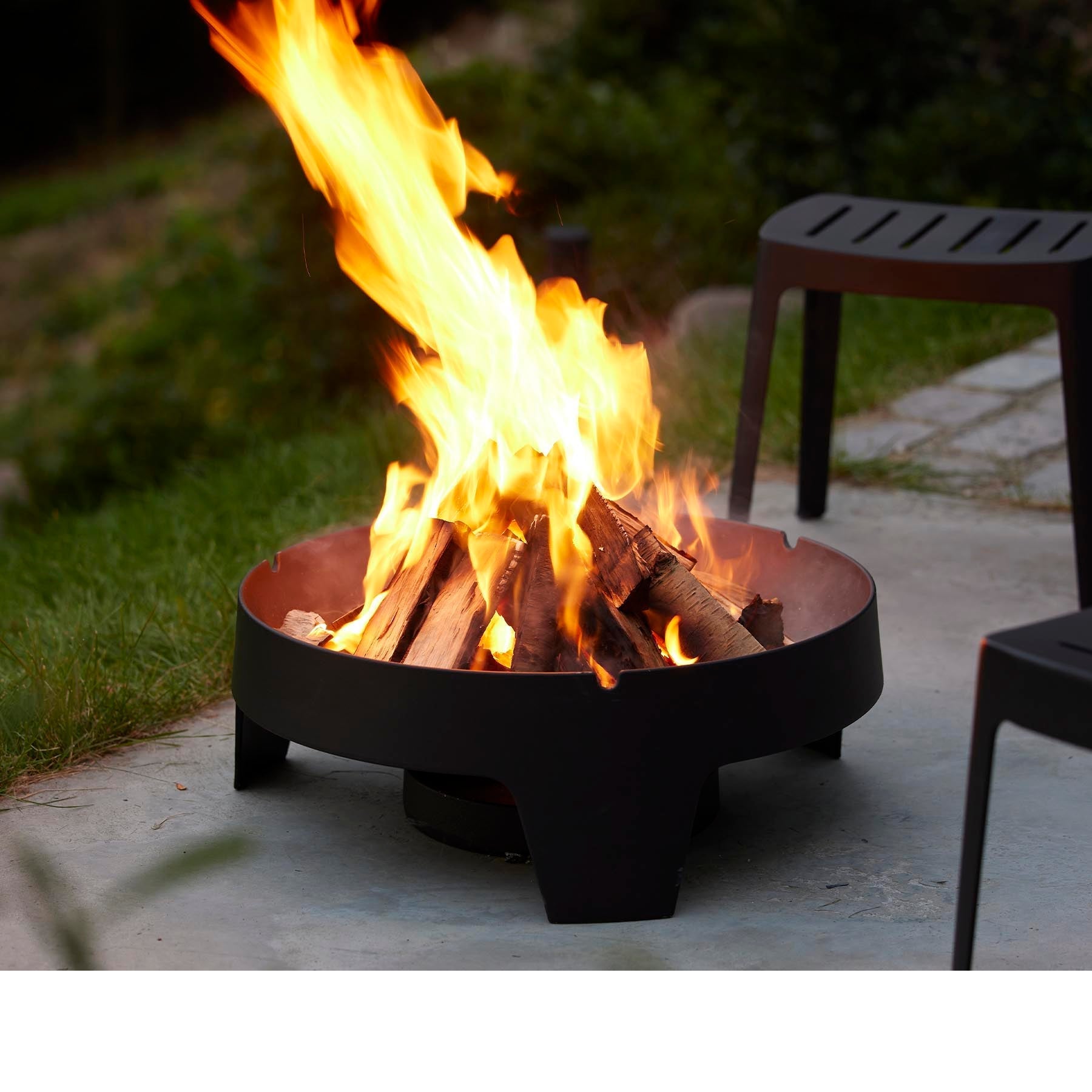 Ember Fire Pit | Small | Cane-line | shop at Skandium London