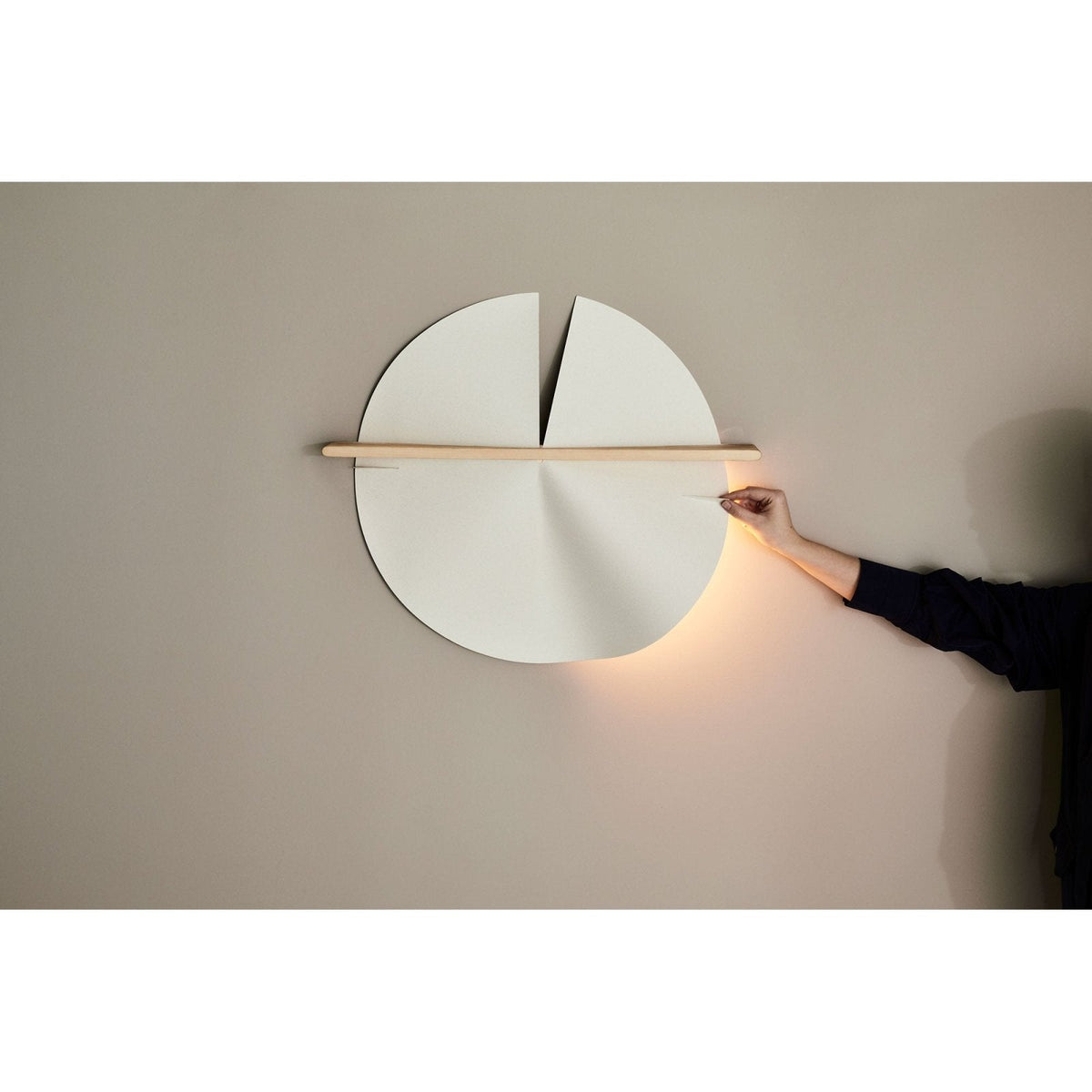 Motarasu - Dawn Wall Lamp - Skandium London