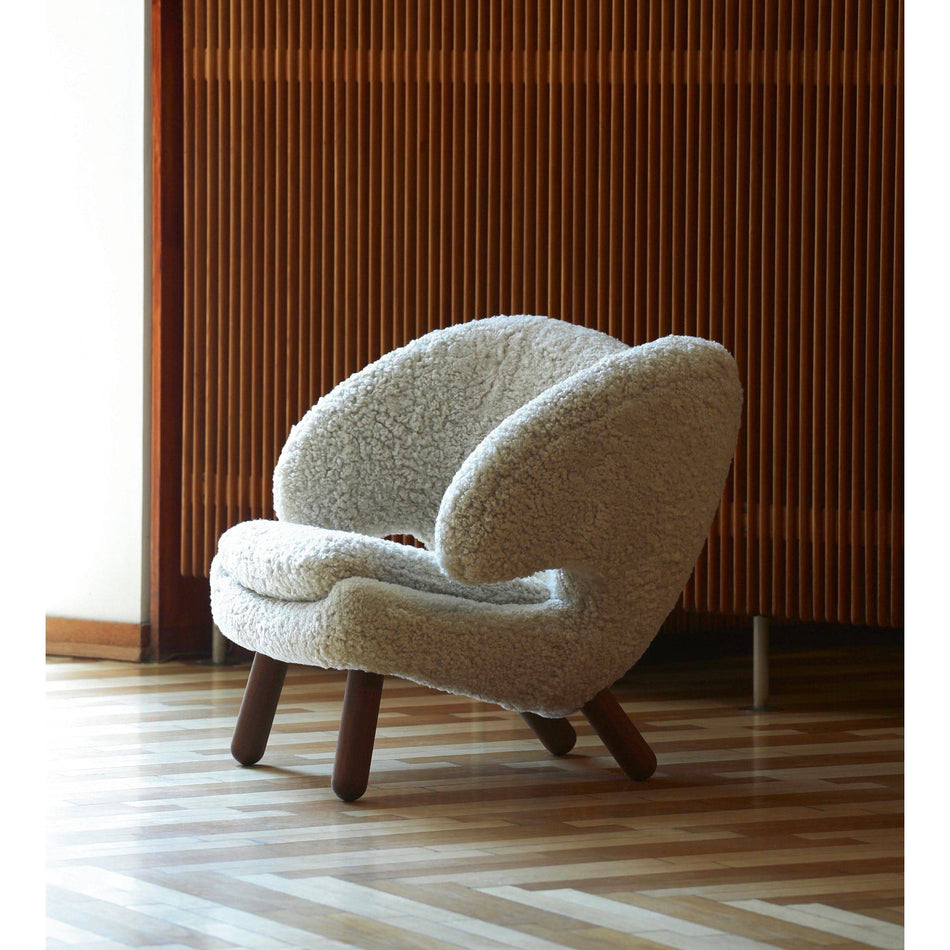 House of Finn Juhl - Pelican Lounge Chair - Sheepskin - Skandium London