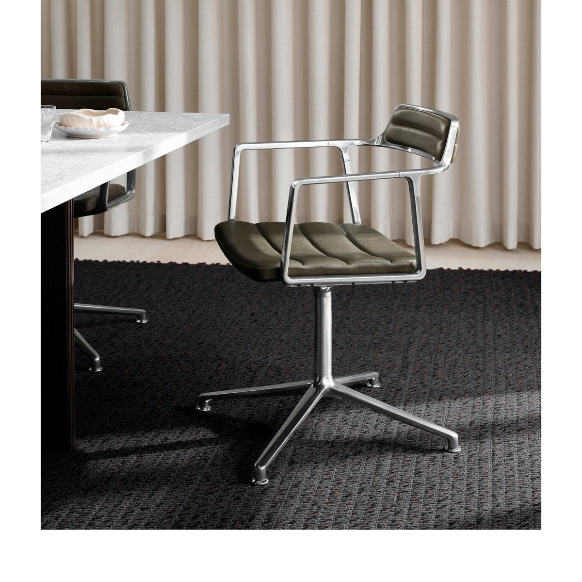 Vipp - VIPP452 - Swivel Chair - Bosco Green Leather - Castors - Skandium London