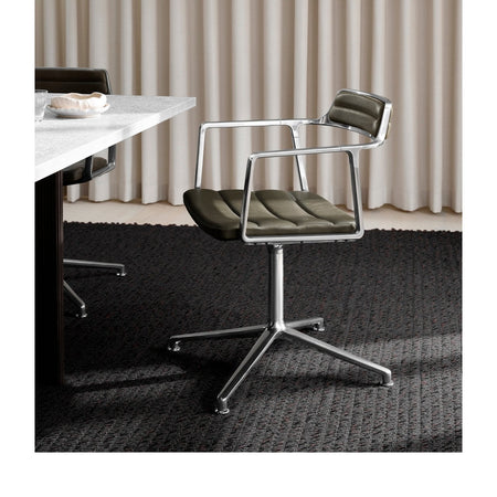 Vipp - VIPP452 - Swivel Chair - Bosco Green Leather - Castors - Skandium London