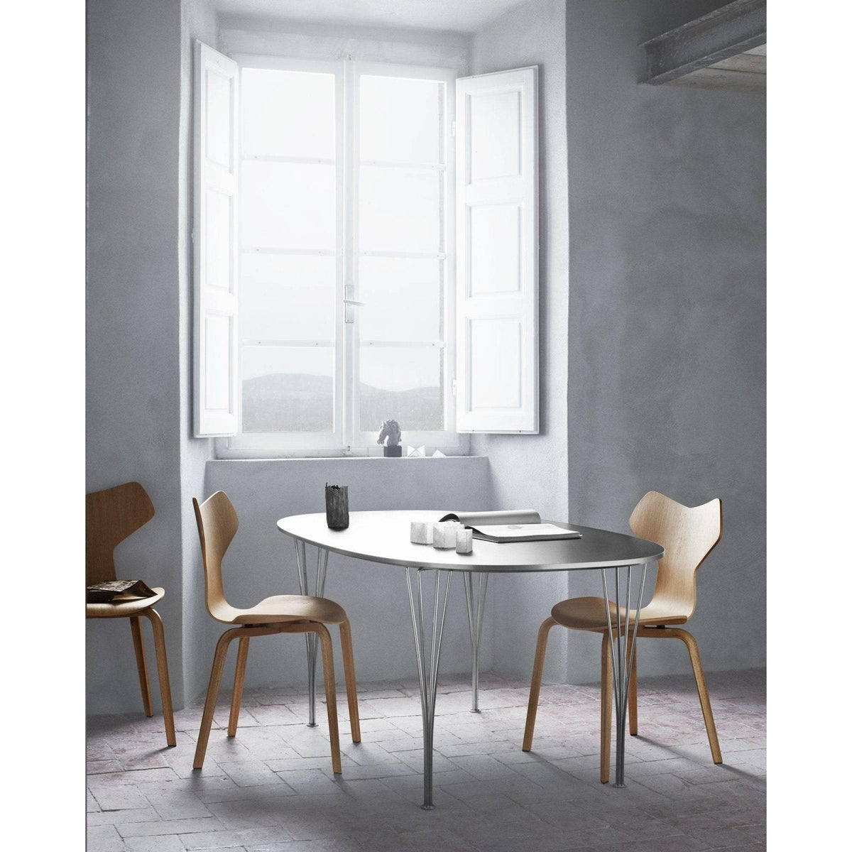 Fritz Hansen - Grand Prix™ chair, wooden legs - Skandium London