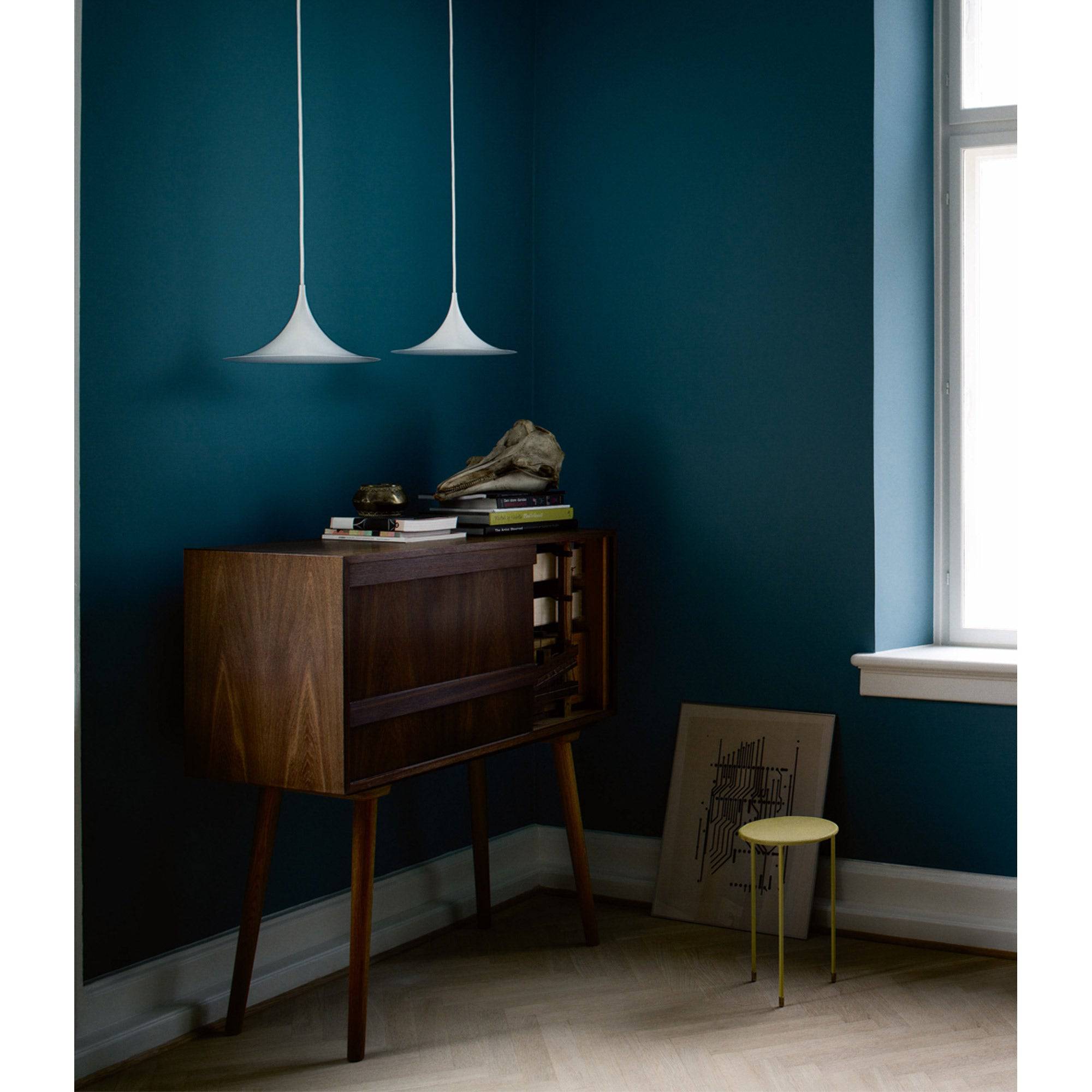 Gubi - Semi pendant lamp - Skandium London