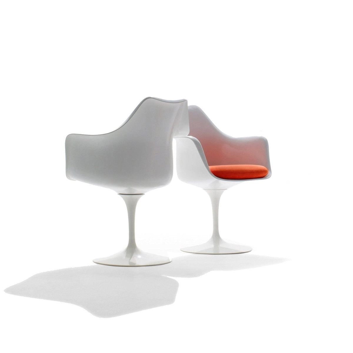 Knoll - Tulip armchair - Skandium London