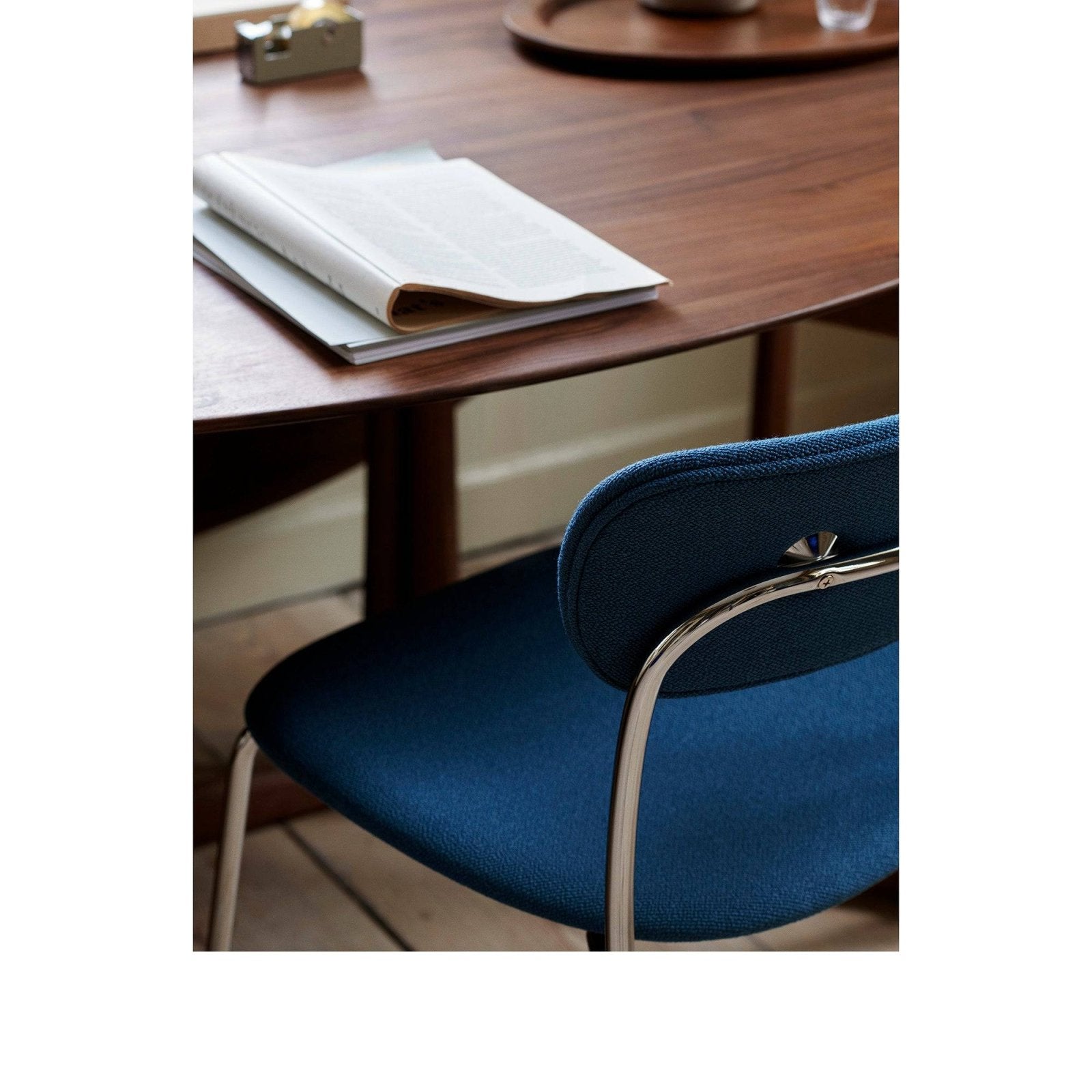 &Tradition - Pavilion Chair AV12 - Skandium London