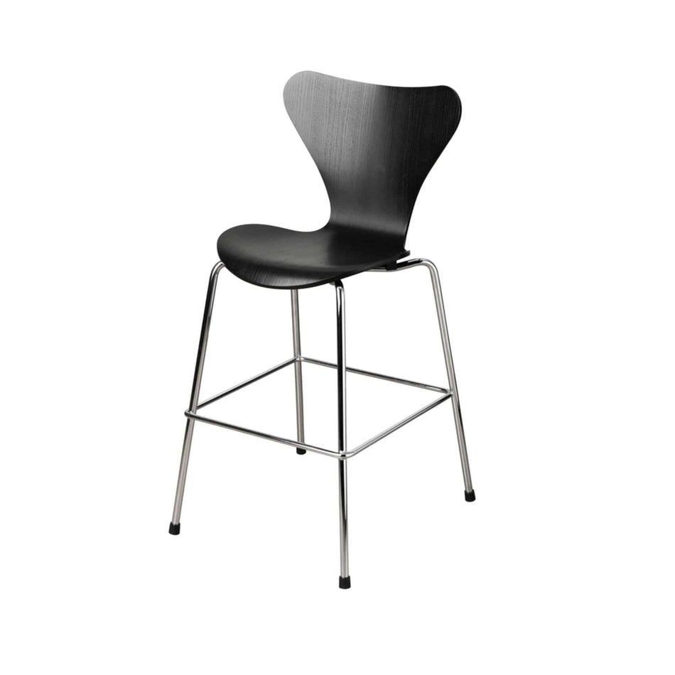 Series 7™ | junior chair | Fritz Hansen | Skandium London