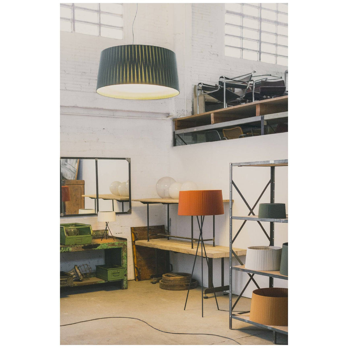 GT1000 Pendant Lamp | Santa & Cole | Skandium London