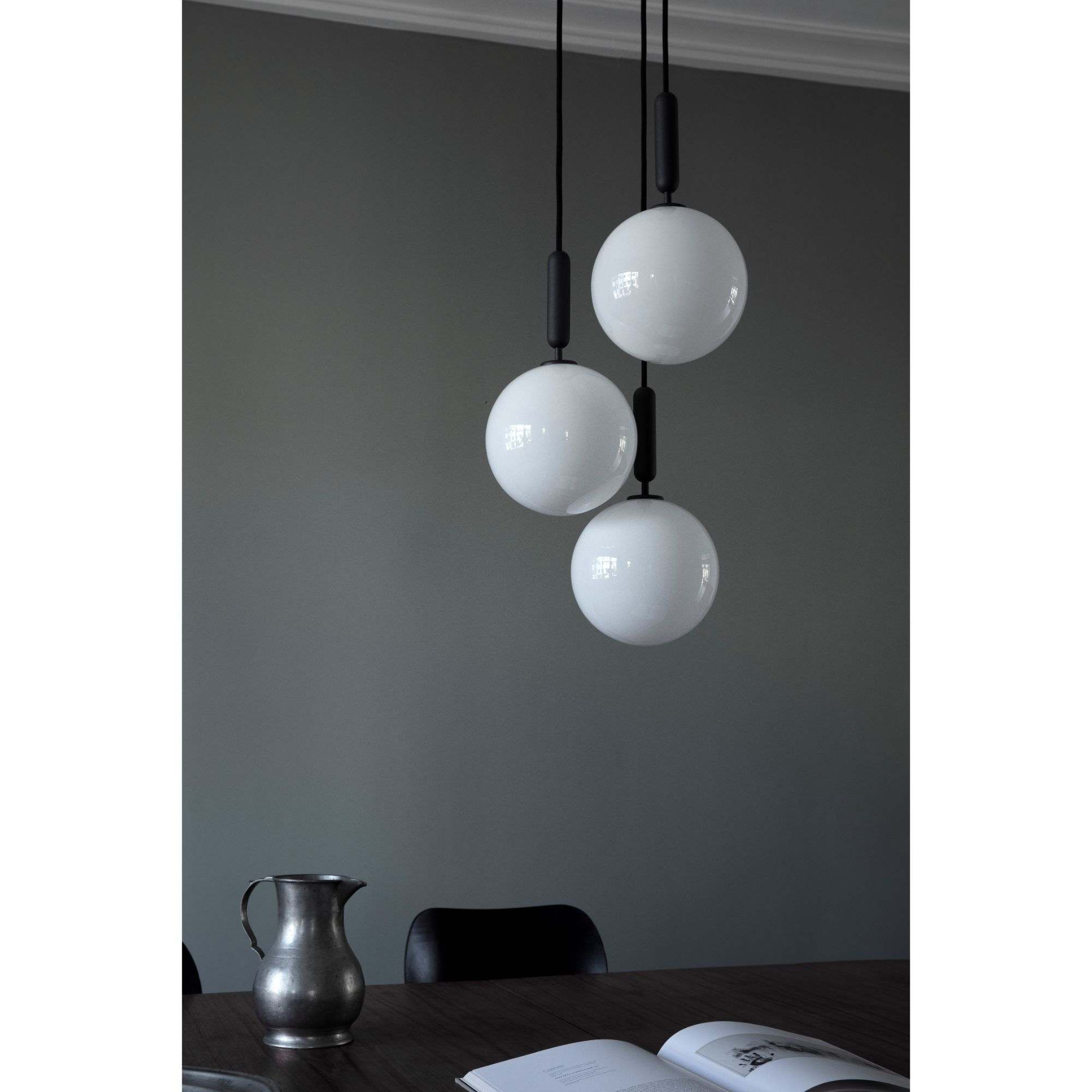 Miira 3 Large Pendant Lamp | Nuura | Skandium London