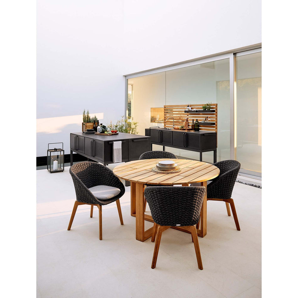 Endless Outdoor Dining Table | Ø: 130 cm | Cane-line | Skandium London