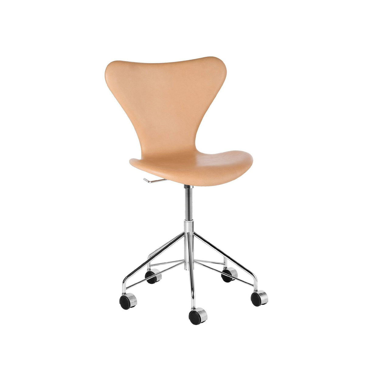 Fritz Hansen - Series 7™ (3117) swivel chair fully upholstered - Skandium London