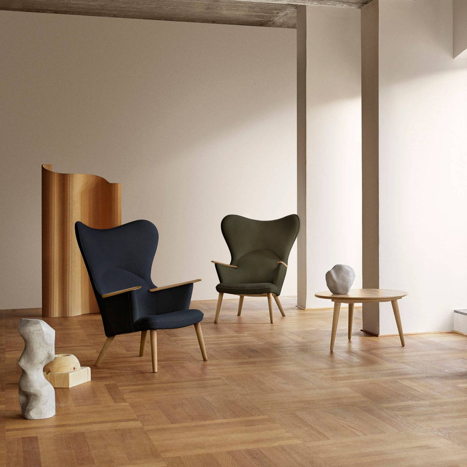 Carl hansen deals mama bear