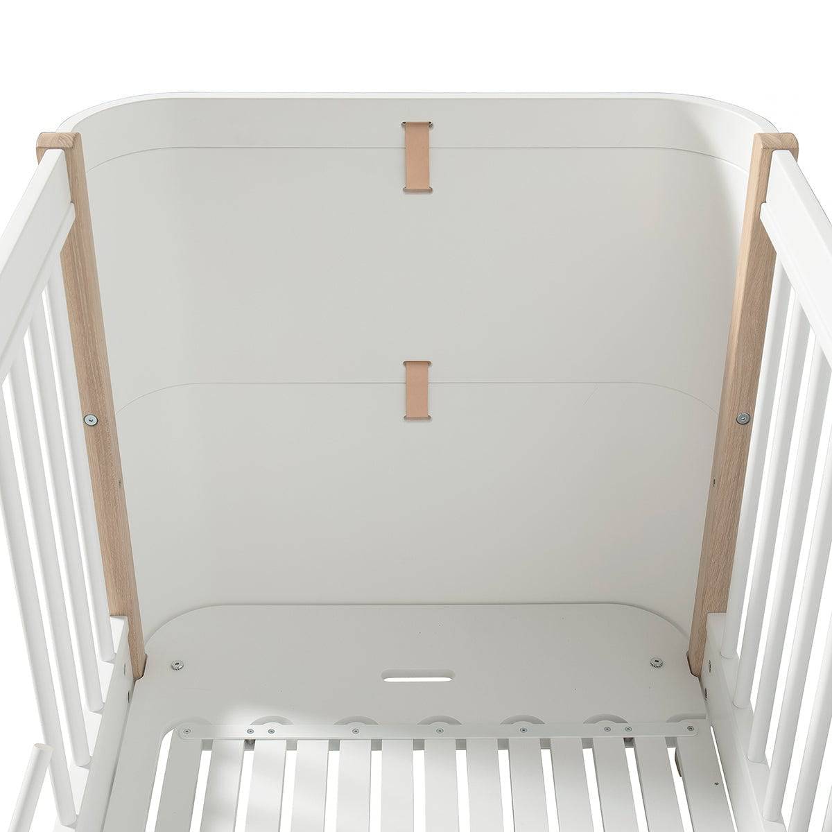 Oliver Furniture - Mini + cot/bed - white/oak - Skandium London