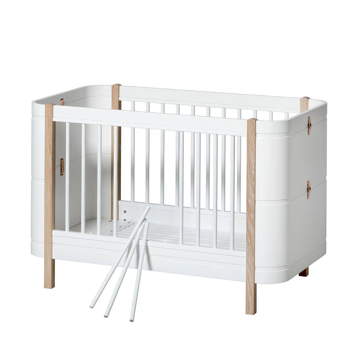 Oliver Furniture - Mini + cot/bed - white/oak - Skandium London