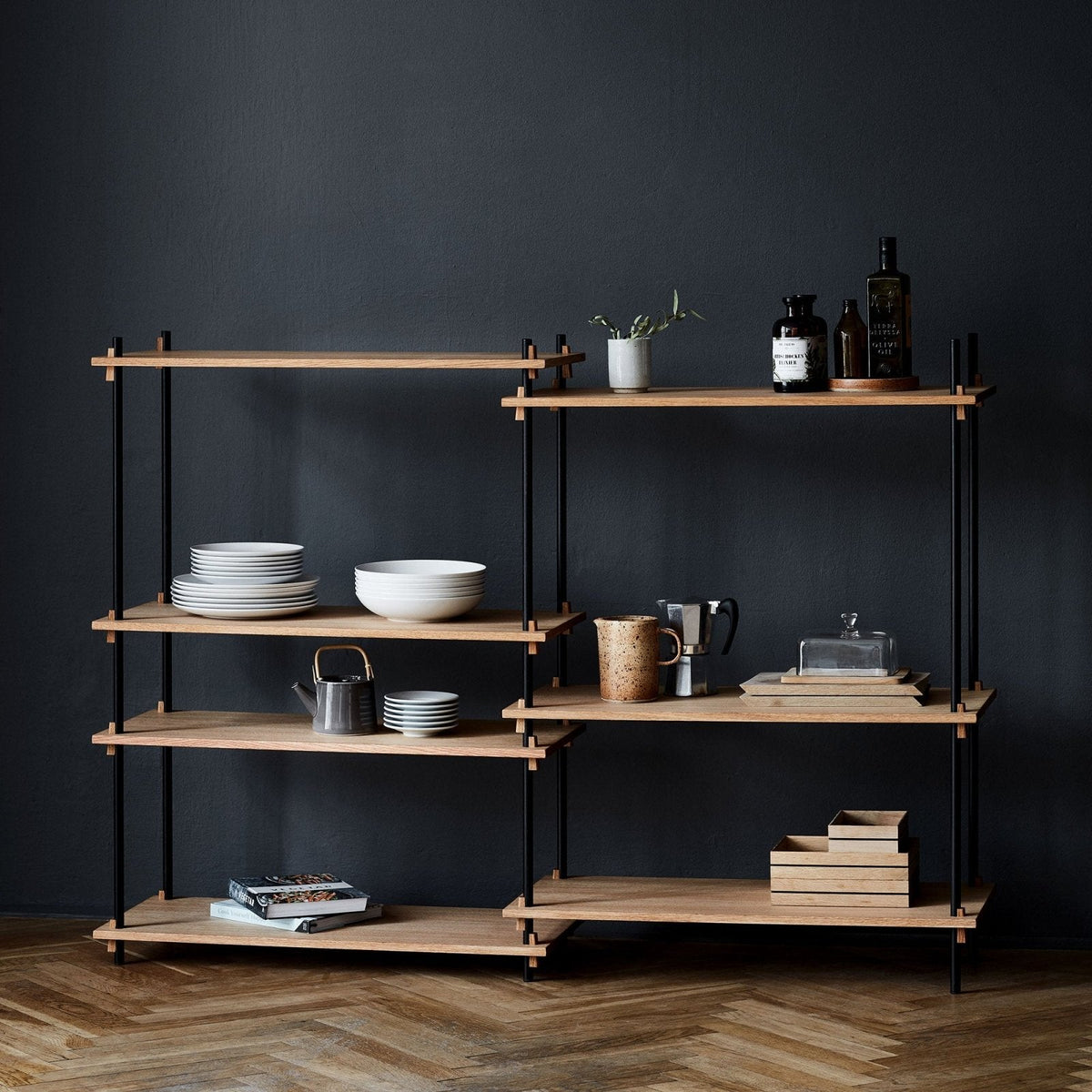 MOEBE - Shelving System – S.200.2.E - Oak/Black - Skandium London