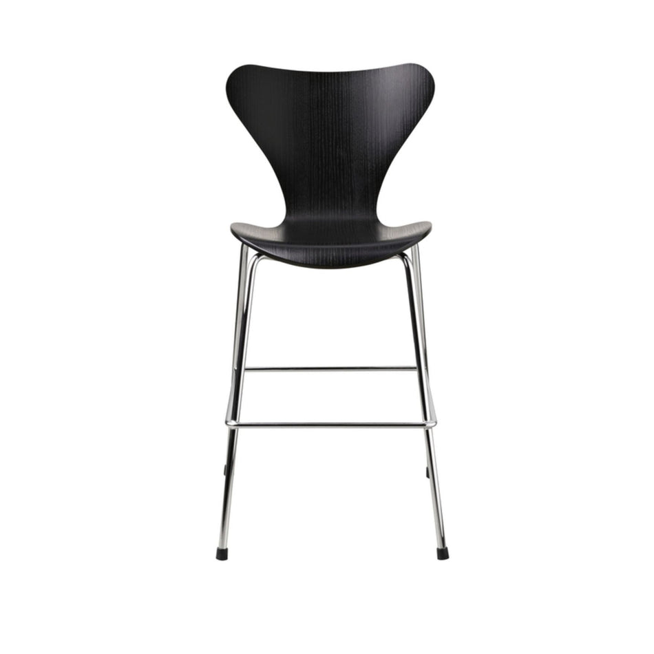 Series 7™ | junior chair | Fritz Hansen | Skandium London