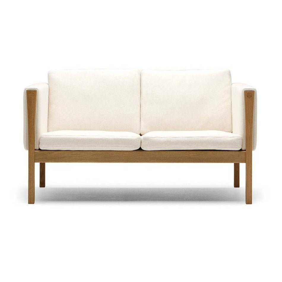 Carl Hansen - CH162 sofa - Skandium London