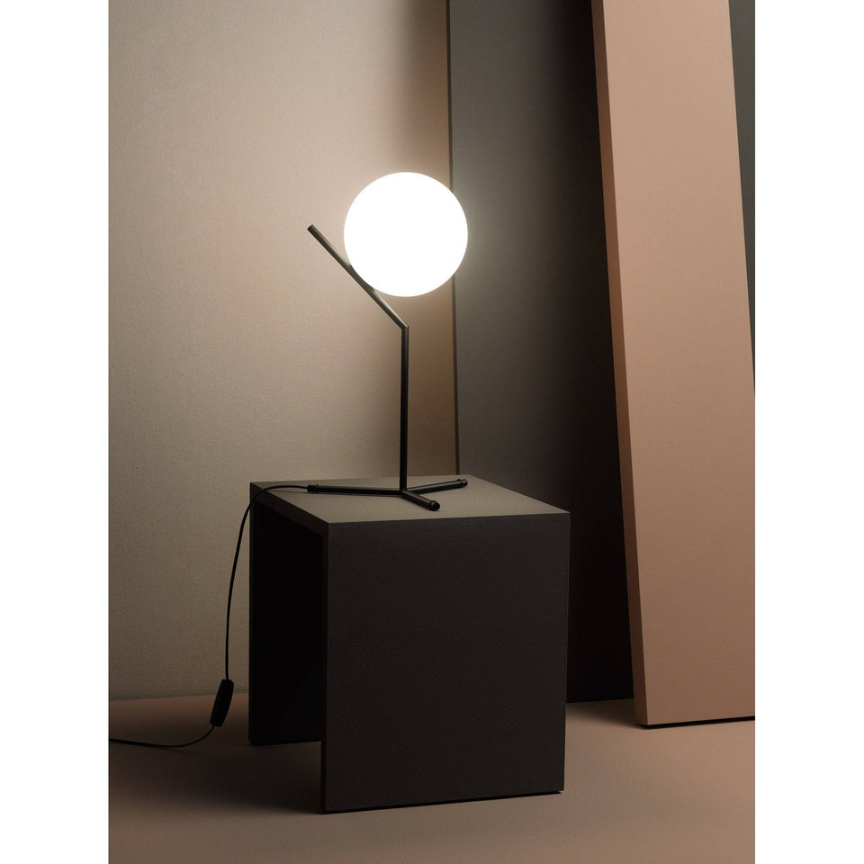 IC T1 nero high table lamp by Flos | Shop at Skandium London